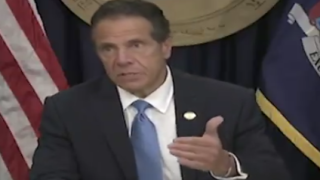 الولايات المتحدة الامريكية/ حاكم ولاية نيويورك ينتقد حكومة بلاده في التعامل مع جائحة كورونا المستجد.