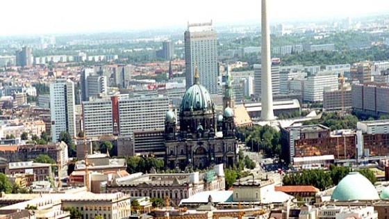 المانيا: اعتقال 3دواعش