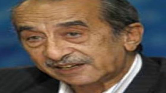 رحيل الإعلامي المصري الشهير “حمدي قنديل” أحد أبرز الصحافيين العرب