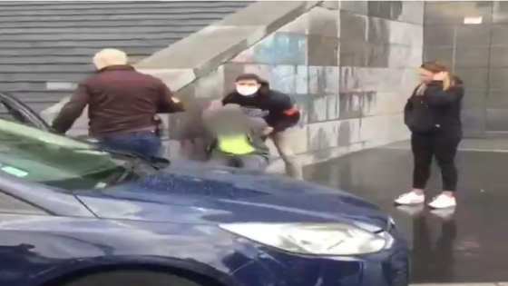 فرنسا/ توقيف منفذ الهجوم الذي أسفر عن إصابة شخصين بجروح قرب مقر “شارلي إيبدو” السابق