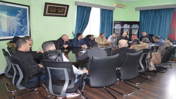 فريق الأغلبية المسيرة بجماعة المضيق يتدارسون مجموعة من النقط المرتبطة بتسيير الشأن العام المحلي