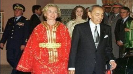 ذكريات خالدة: في ضيافة وزارة الخارجية الأمريكية وتقديم هدية قفطان الصداقة المغربية الأمريكية العريقة للوزيرة السابقة ” هيلاري كلينتون”.