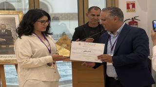 بين المرأة والصحراء.. إلهام التقي تحتفي بالهوية المغربية في لوحاتها